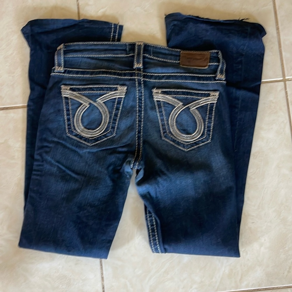 Cute pair of Big Stars. Size 28 with 29 inch inseam